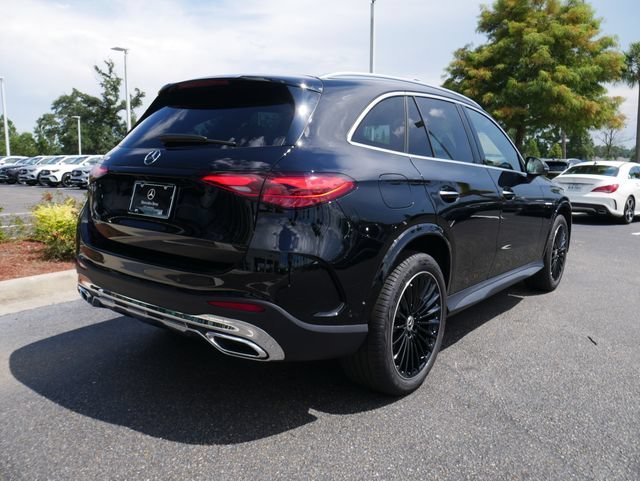 New 2026 Black Mercedes-Benz GLC 300 image 26
