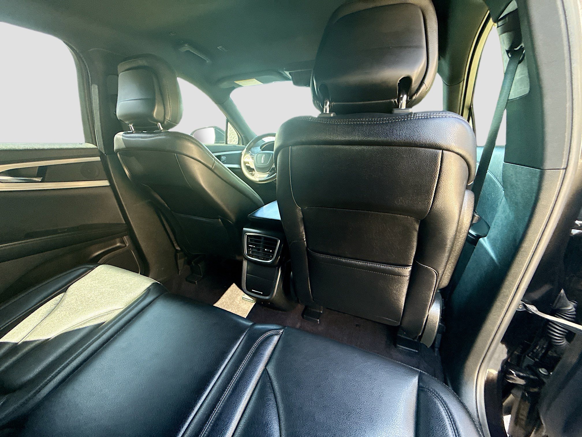 Used 2020 Black Lincoln Standard image 27
