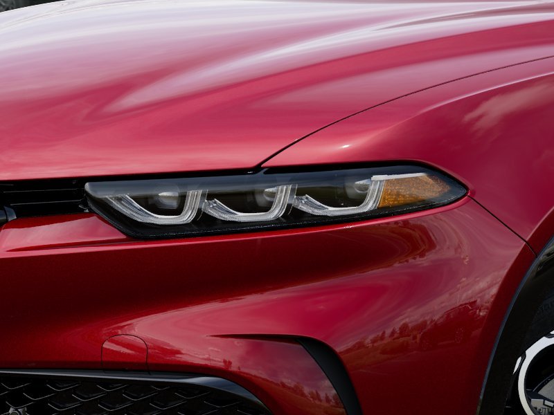 New 2025 Alfa Rosso (Red) Exterior Paint Alfa Romeo Base image 35