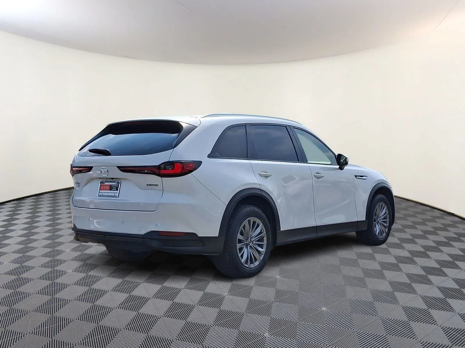 Used 2025 Rhodium White Premium Mazda Preferred Package image 5