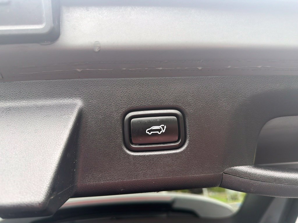 Used 2024 Gray Hyundai SEL image 43