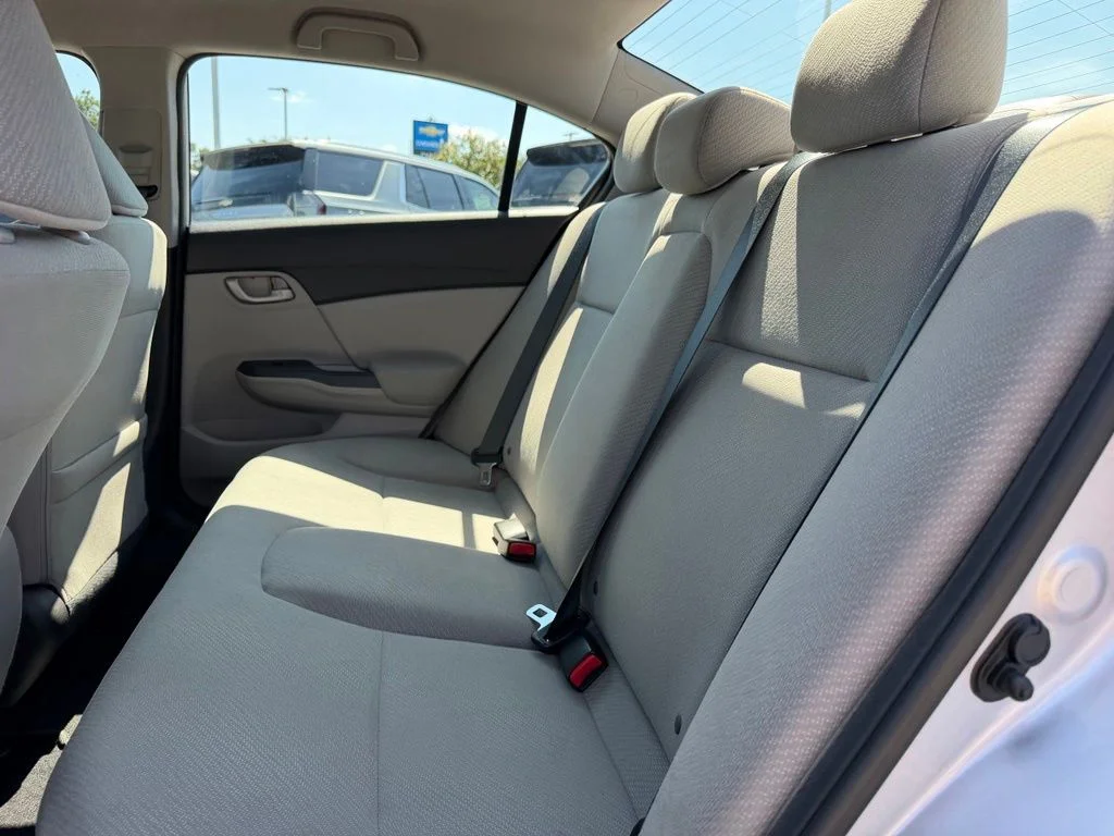 Used 2013  Honda LX image 28