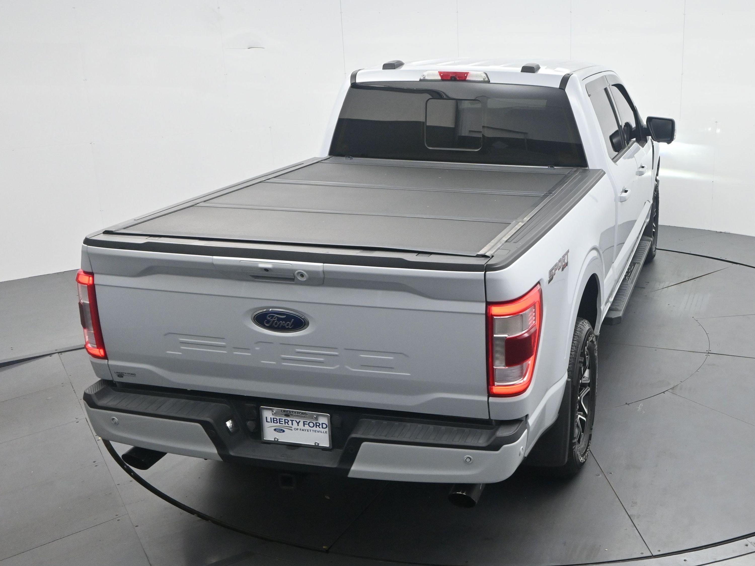 Certified Used 2021 White Metallic Ford LARIAT image 38