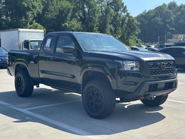 2022 Nissan Frontier S