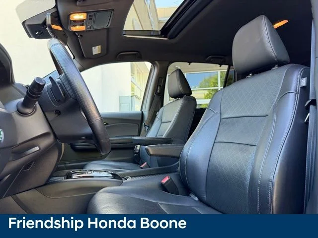 Used 2023 Gray Honda Elite image 16