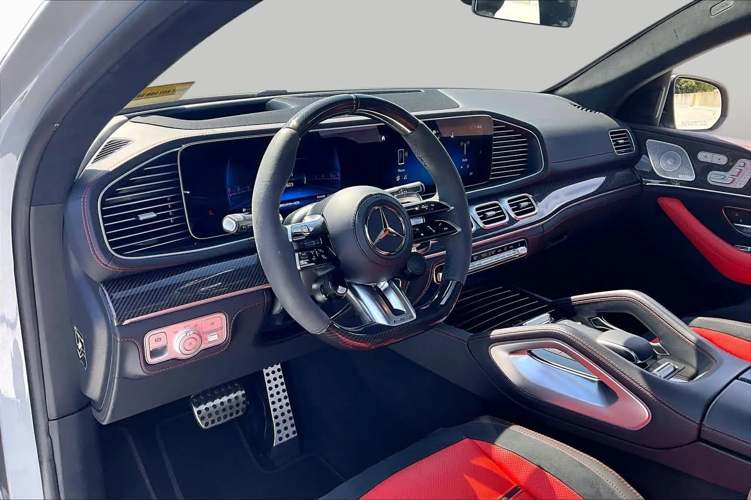 Used 2025 MANUFAKTUR Alpine Grey Mercedes-Benz AMG® GLE 63 S image 17
