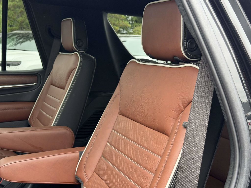 Used 2024 Black GMC Denali Ultimate image 18