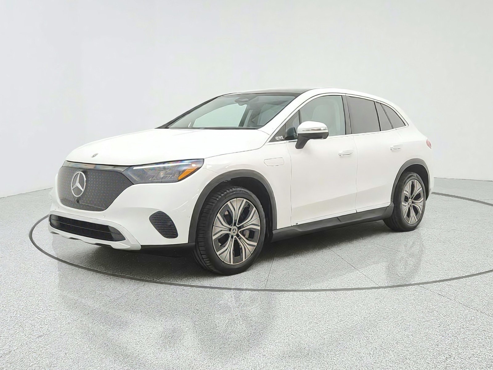 Used 2023 Polar White Mercedes-Benz EQE 350+ SUV image 1