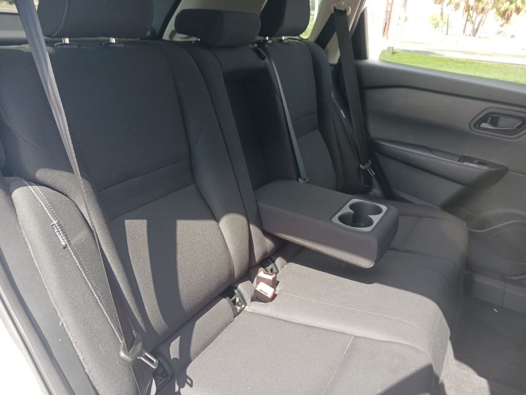 Used 2024 Silver Nissan S image 18