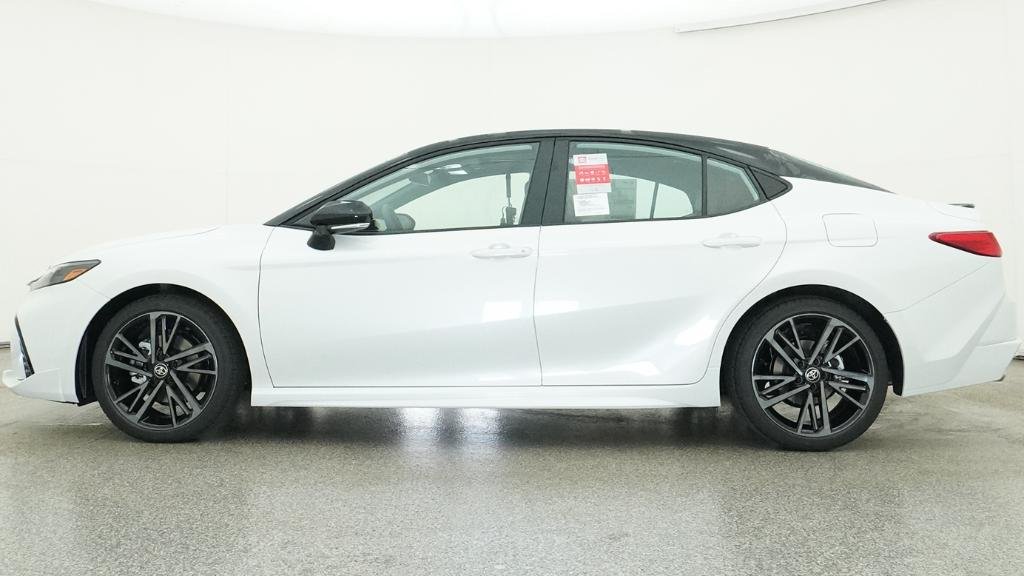 New 2026 Wind Chill Pearl with Midnight Black Metallic roof Toyota XSE image 14