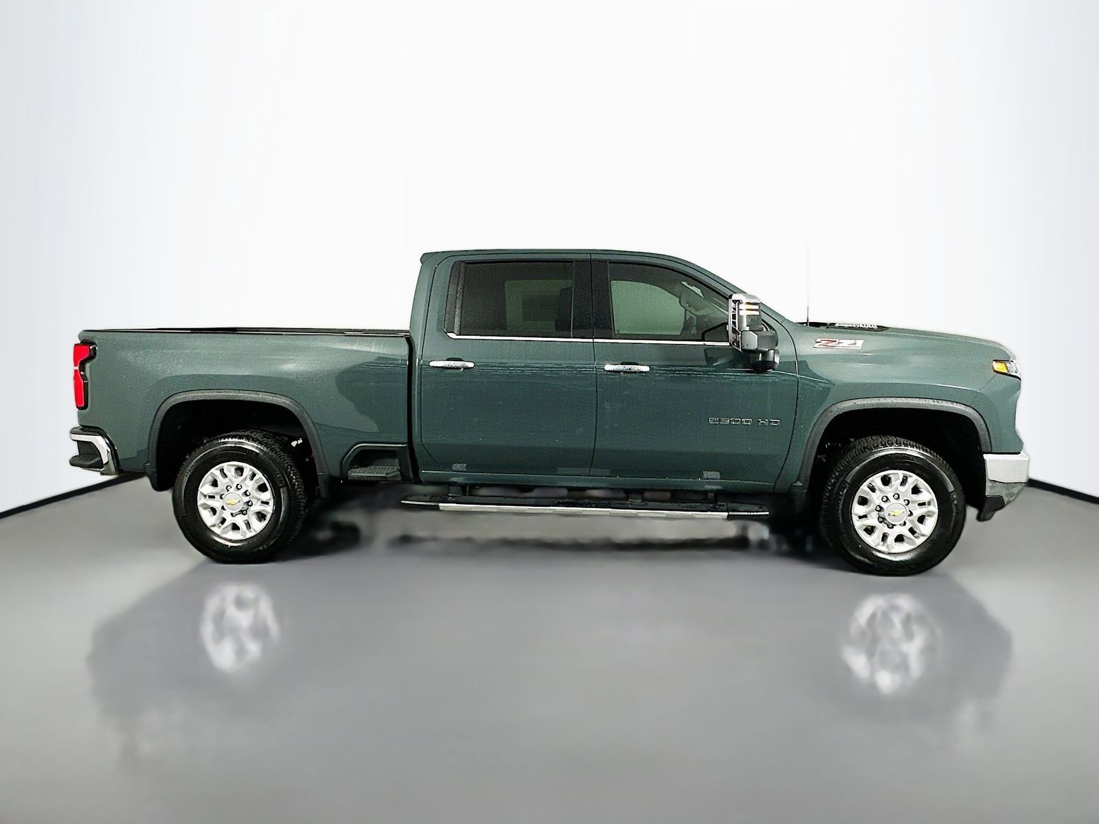 2025 Chevrolet Silverado 2500 HD LTZ - Photo 9