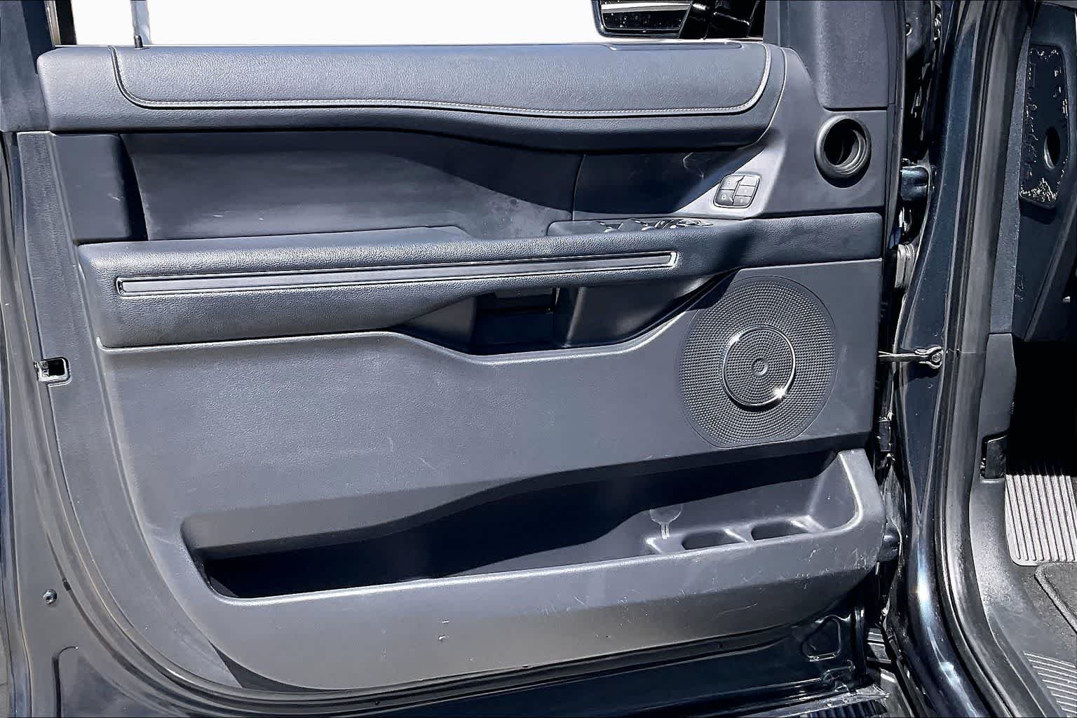Used 2024 Stone Blue Metallic Ford XLT image 21
