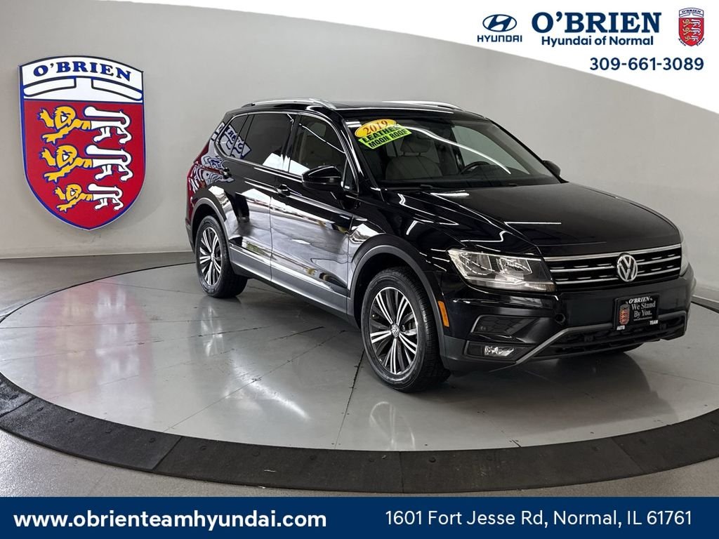 Used 2019 Deep Black Volkswagen 2.0T SEL image 1