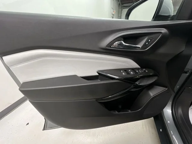 Used 2025 Gray Chevrolet LT image 21