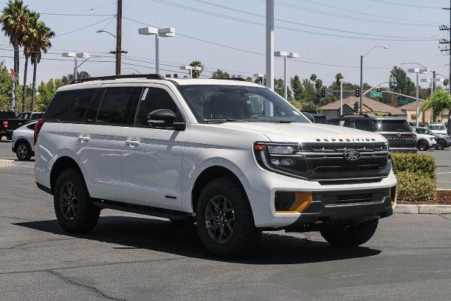 New 2026 Star White Metallic Tri-Coat Ford Tremor® image 37