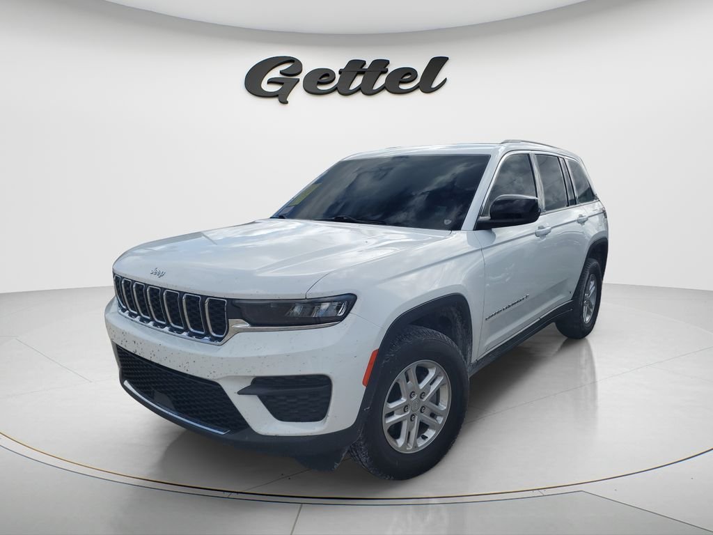 2023 Jeep Grand Cherokee Laredo's photo