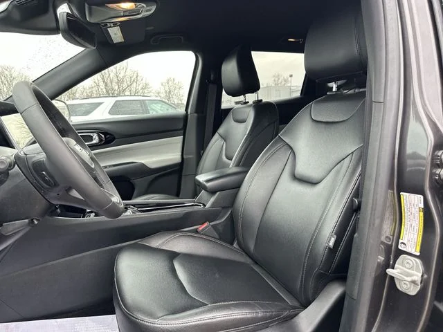 Used 2024 Metallic Jeep Limited image 15