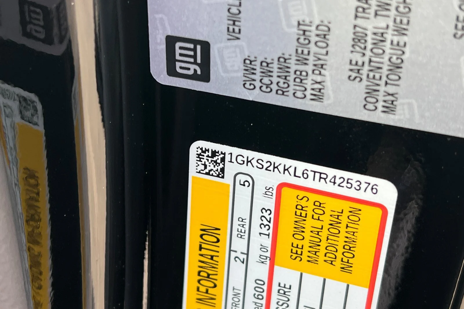 2026 GMC Yukon XL Denali Ultimate - Photo 28