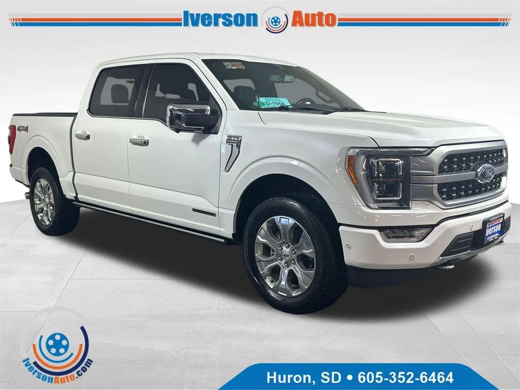 Used 2022 Star White Metallic Tri-Coat Ford Platinum image 1