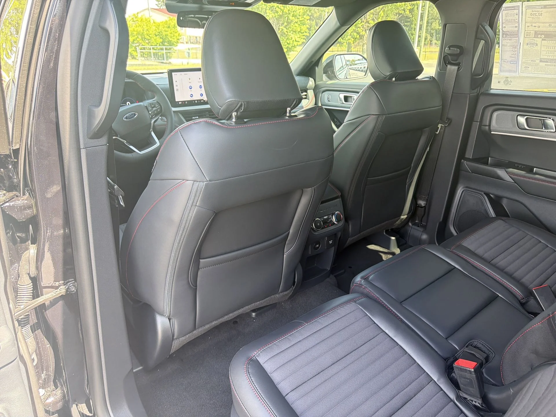 New 2026 Agate Black Metallic Ford ST-Line image 22