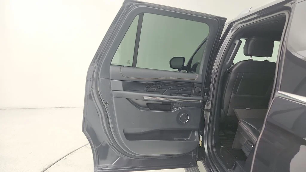 Used 2022 Gray Ford Platinum image 20