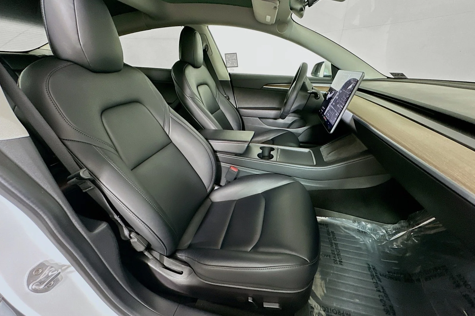 Used 2022 Pearl White Multi-Coat Tesla Long Range image 8
