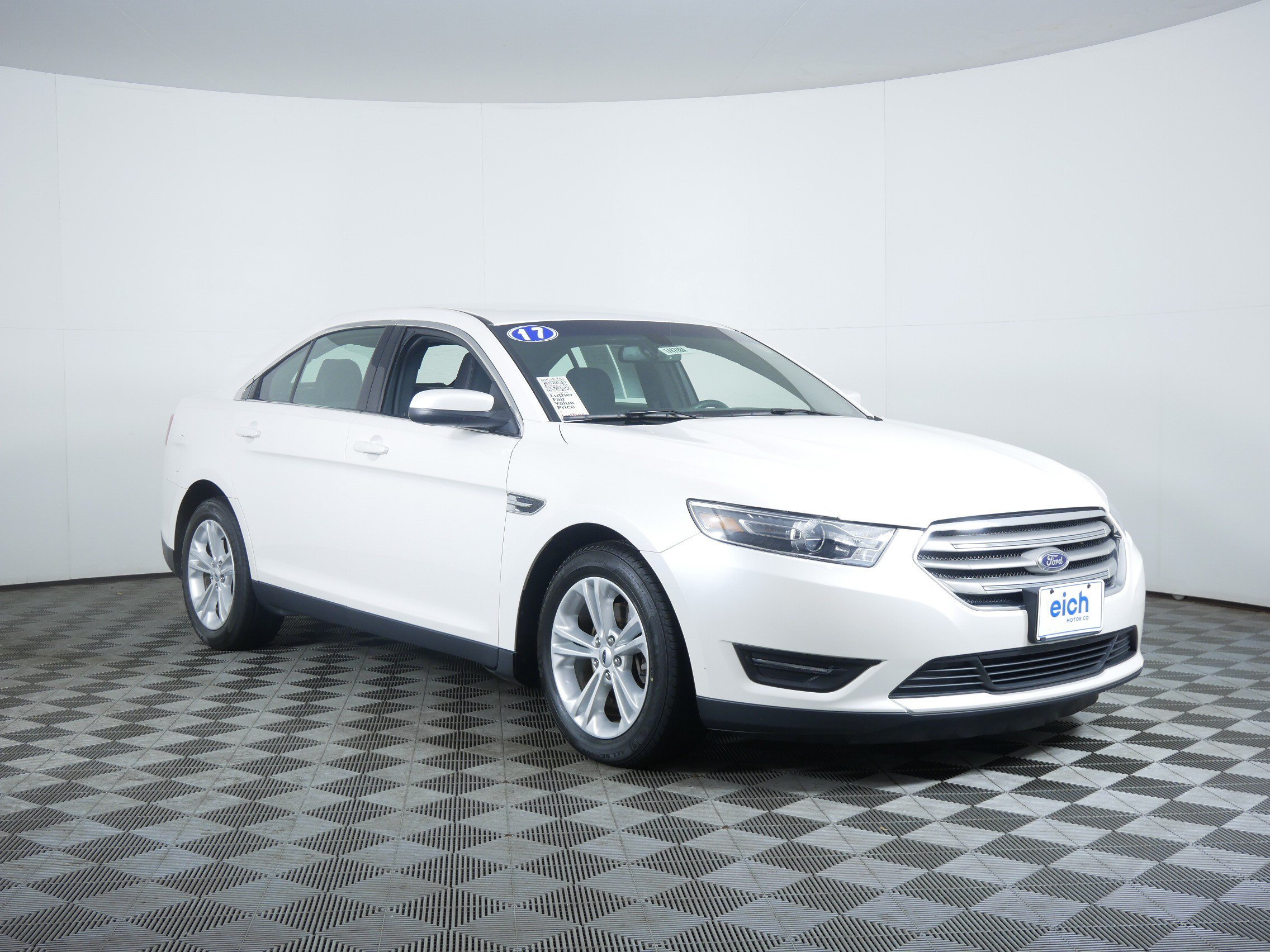 2017 Ford Taurus