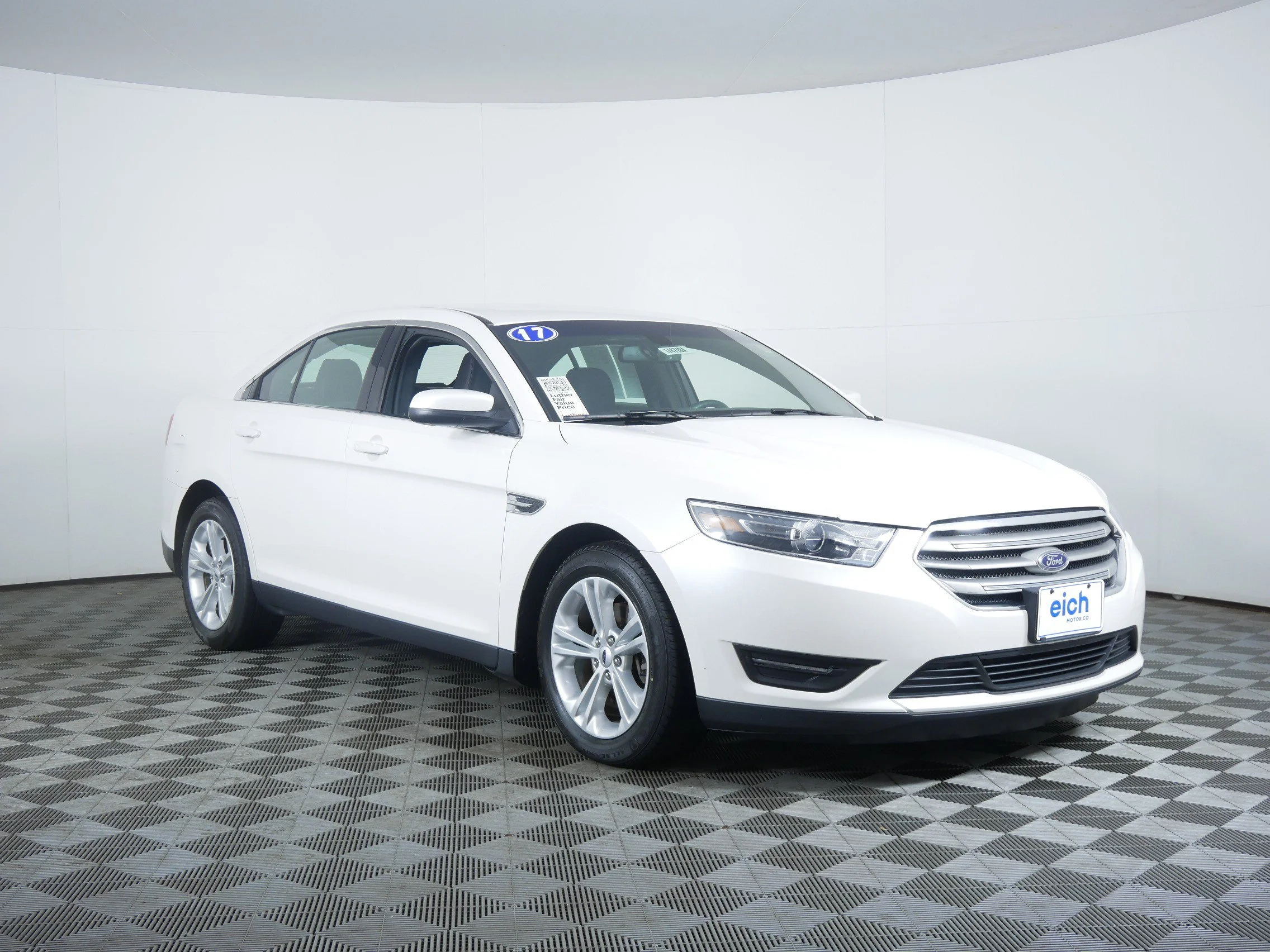 2017 Ford Taurus