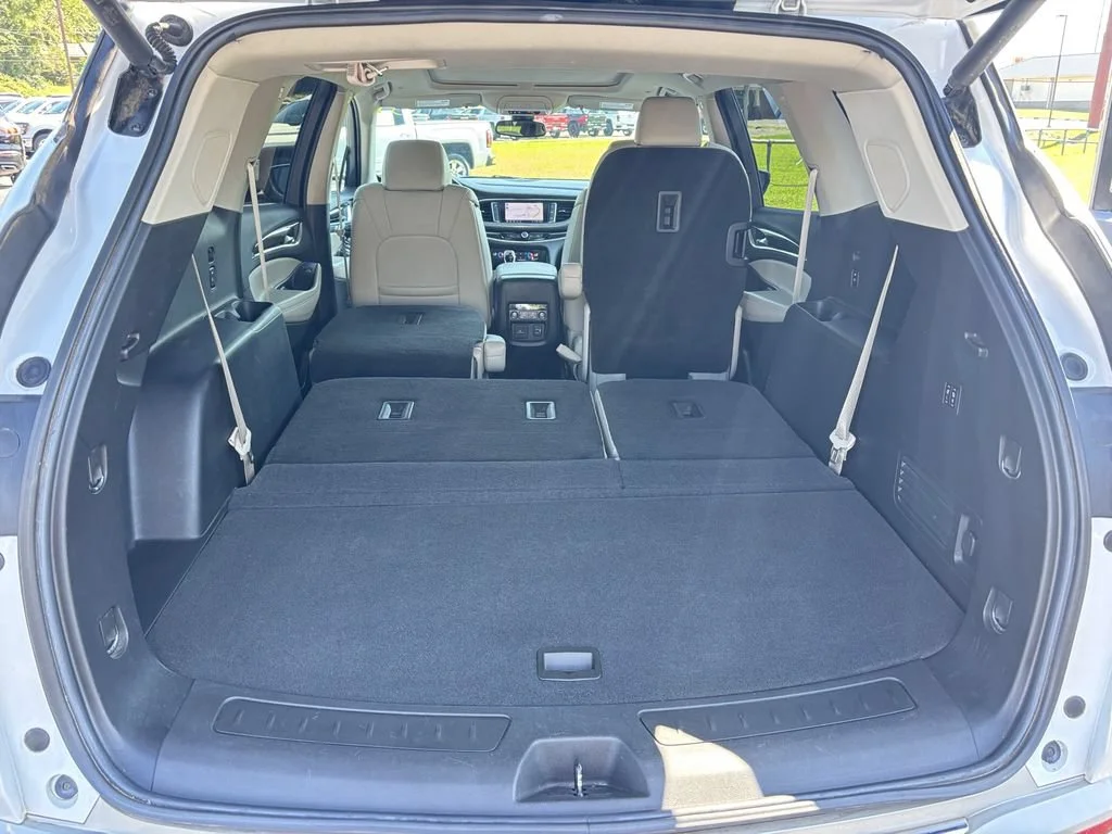 Used 2021 Includes Satin Nickel lower exterior accent color.) Buick Premium image 19