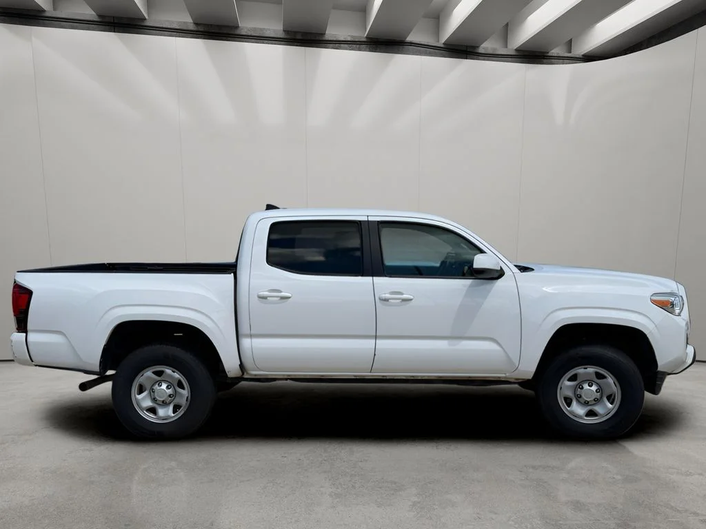 Used 2021 Super White Toyota SR image 7