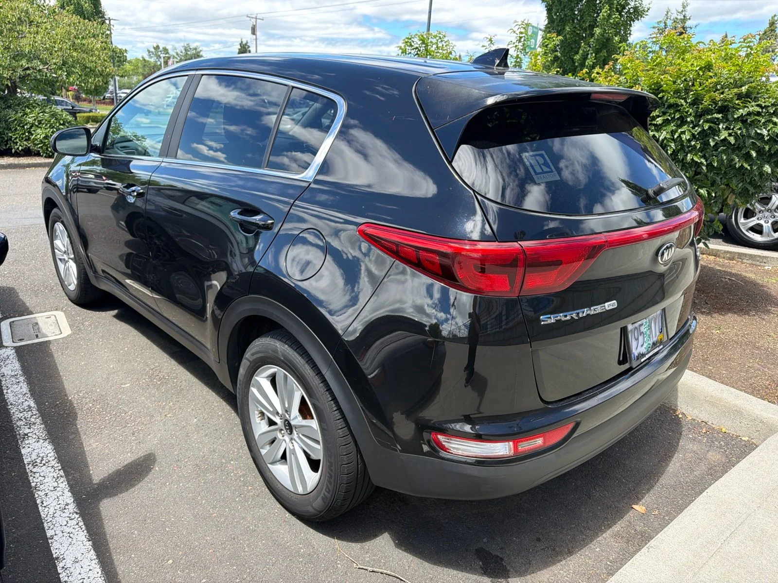 Used 2018 Black Cherry Kia LX image 5