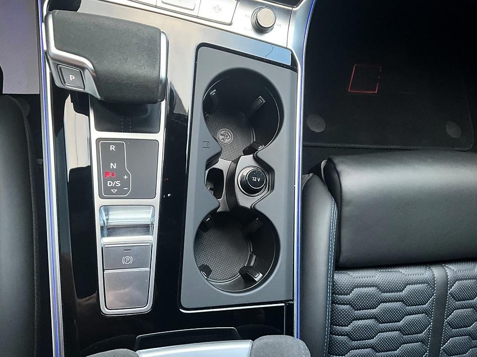 2025 Audi RS 6 Avant Base - Photo 23