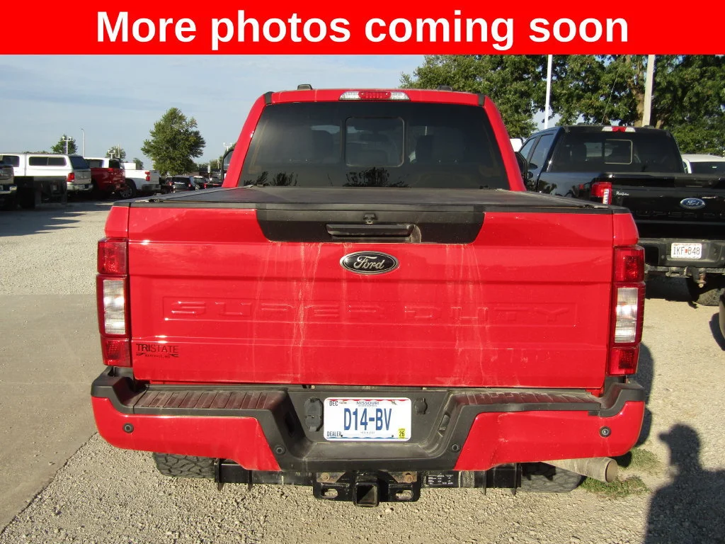 Used 2022  Ford XL image 4