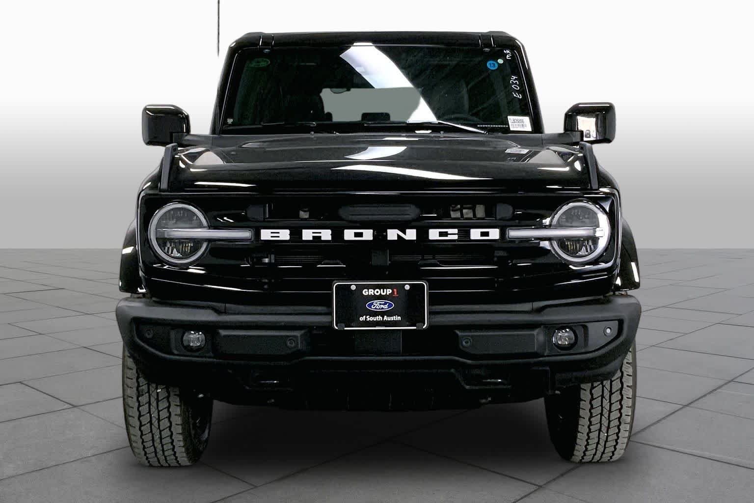 New 2026 Shadow Black Ford Outer Banks® image 3