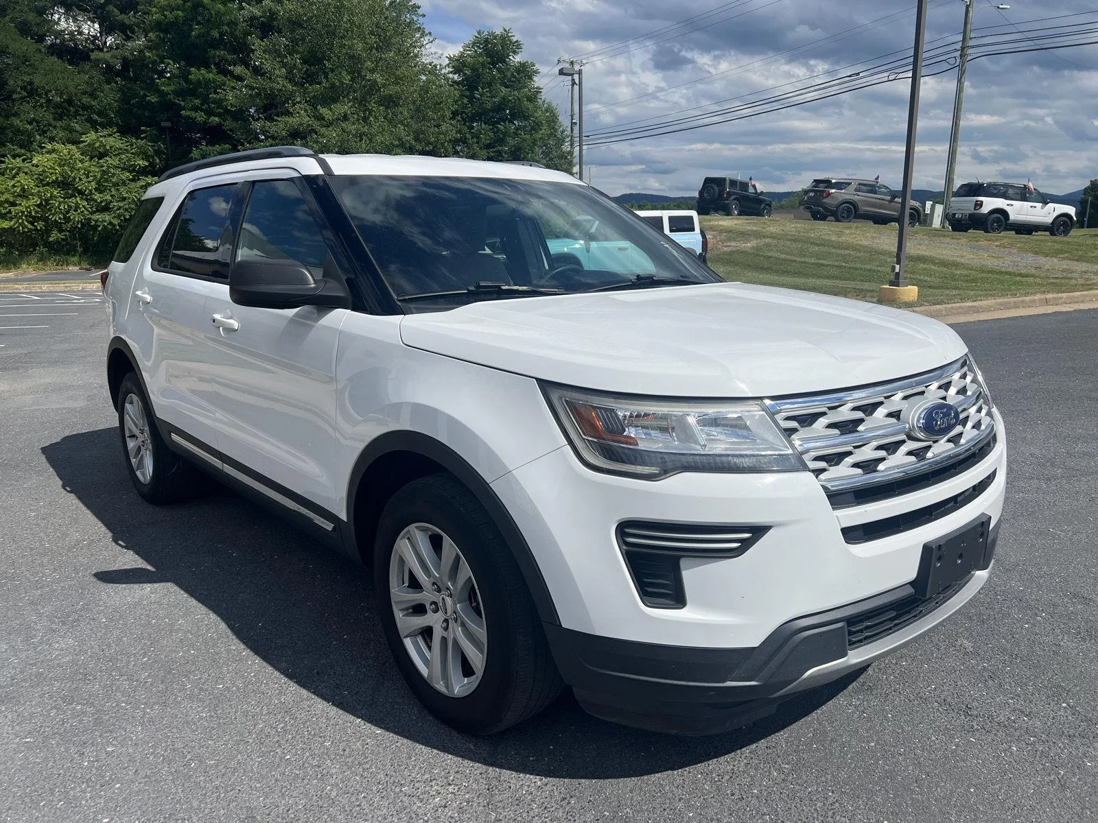 Used 2019 Oxford White Ford XLT image 6