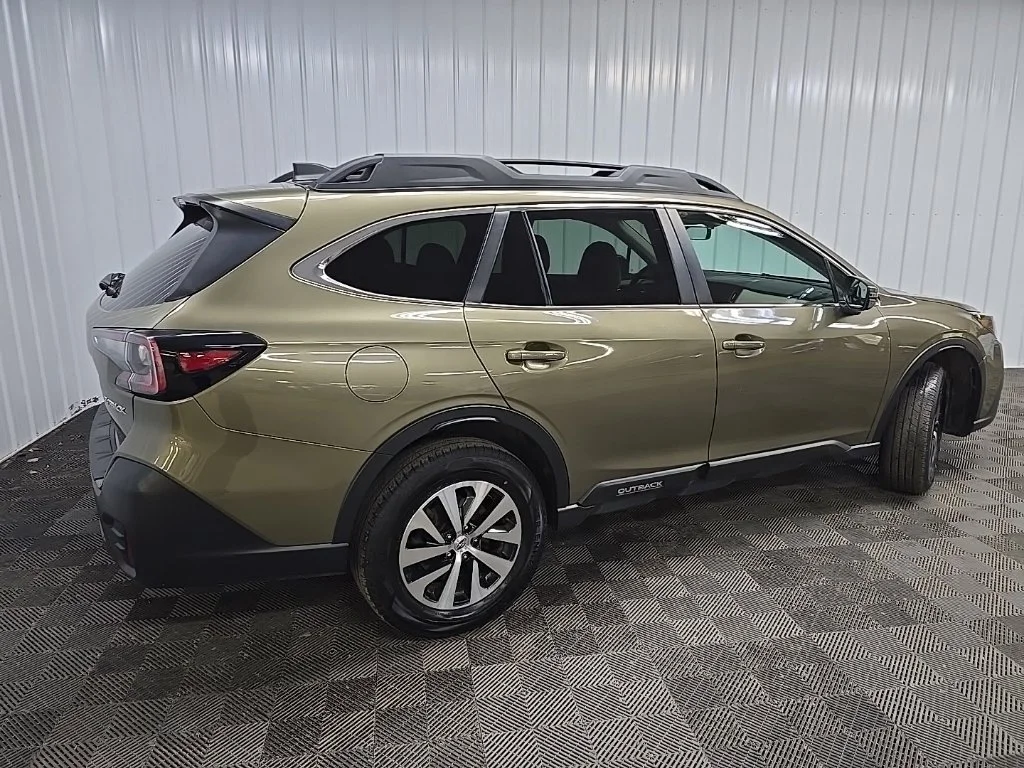 Used 2022 Green Metallic Subaru Premium image 3