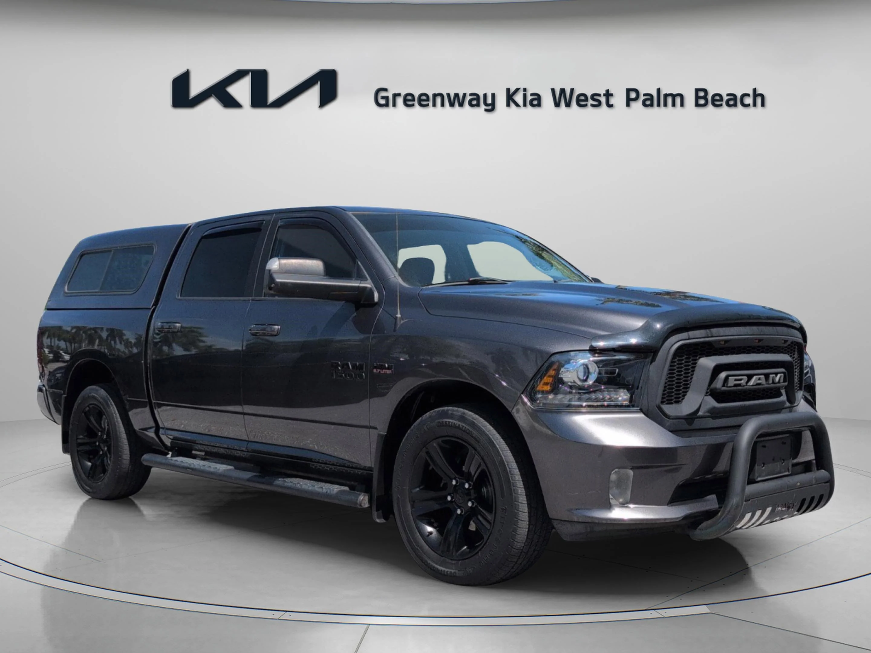 2017 RAM 1500 Night 4x4 Crew Cab 5'7's photo