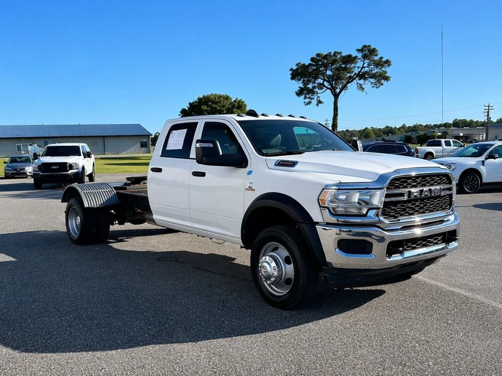 2024 RAM 5500 Tradesman 4X4 Crew Cab DRW 197" WB's photo