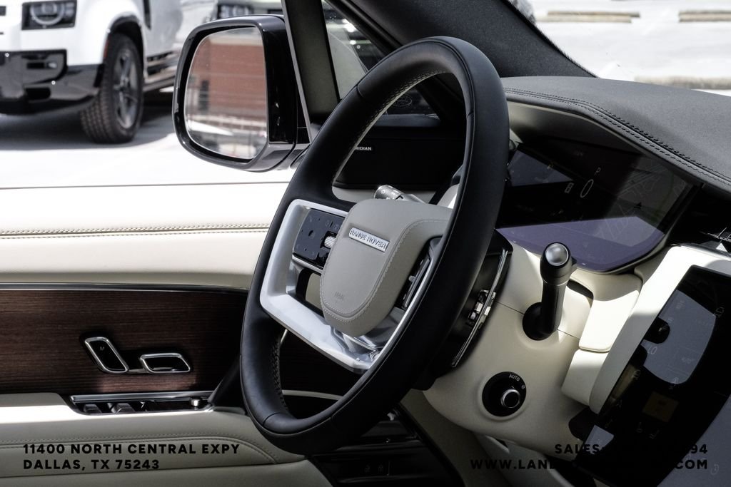 2026 Land Rover Range Rover SE - Photo 14