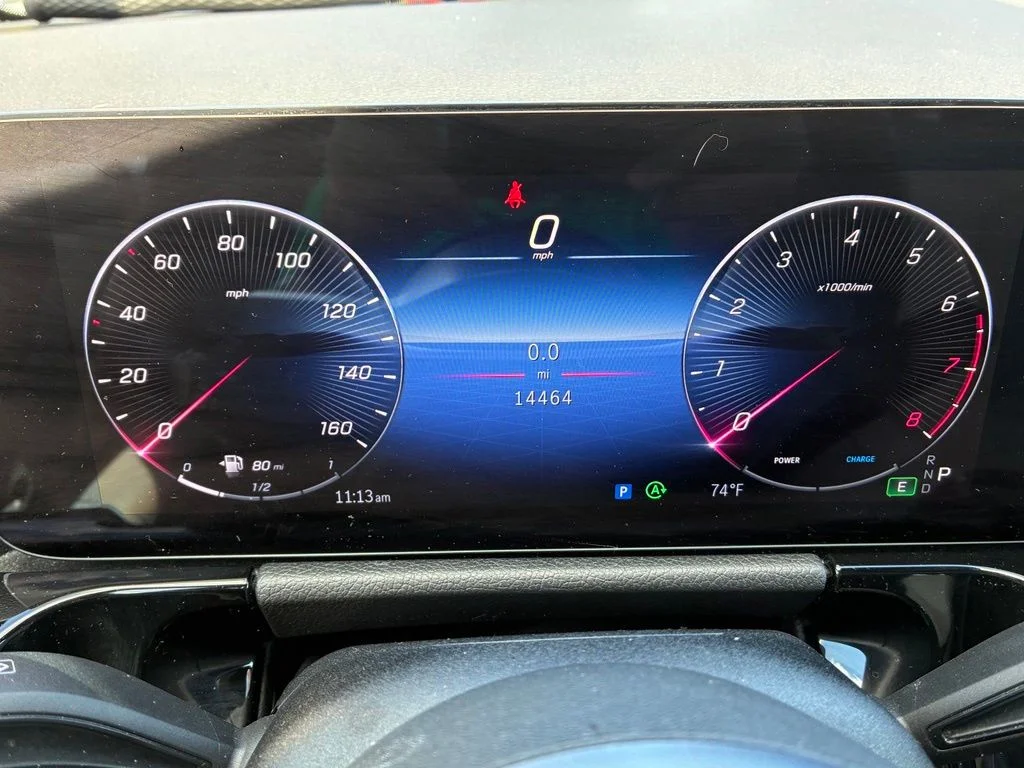 Used 2025 White Mercedes-Benz GLA 250 image 36