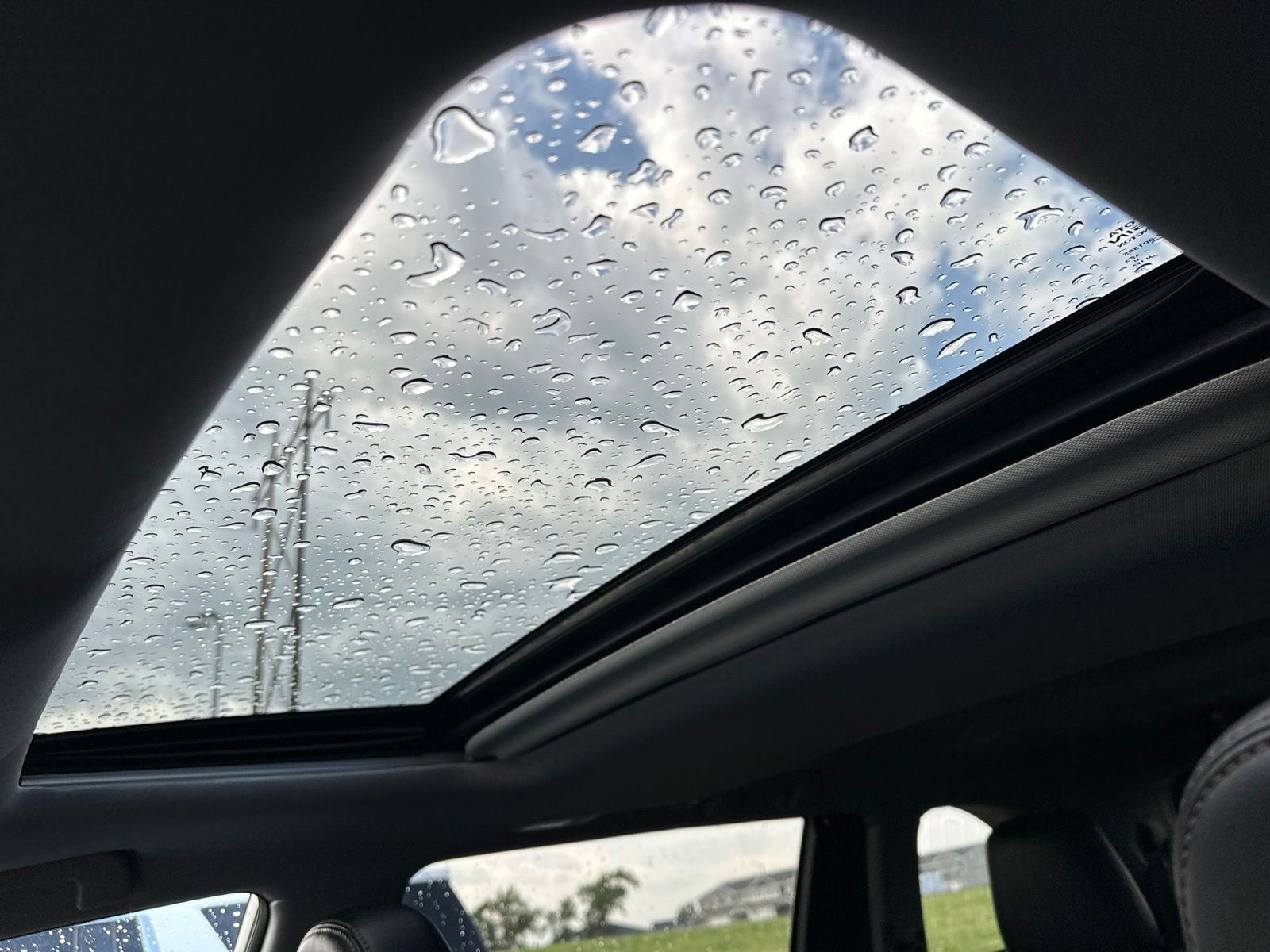 Used 2017  Toyota XLE image 83