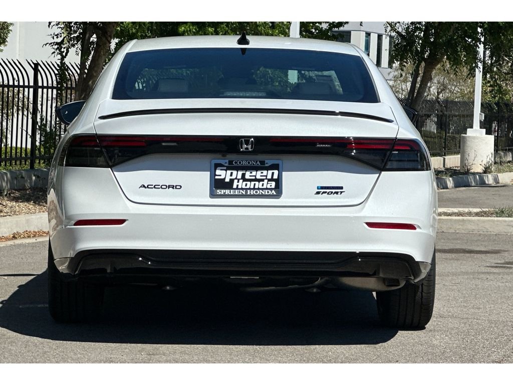 New 2026 Platinum White Pearl Honda Sport-L image 5