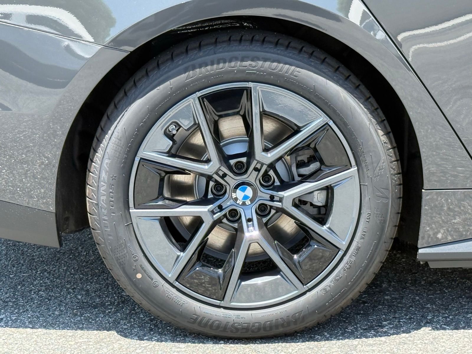 2026 BMW i4 40 - Photo 18