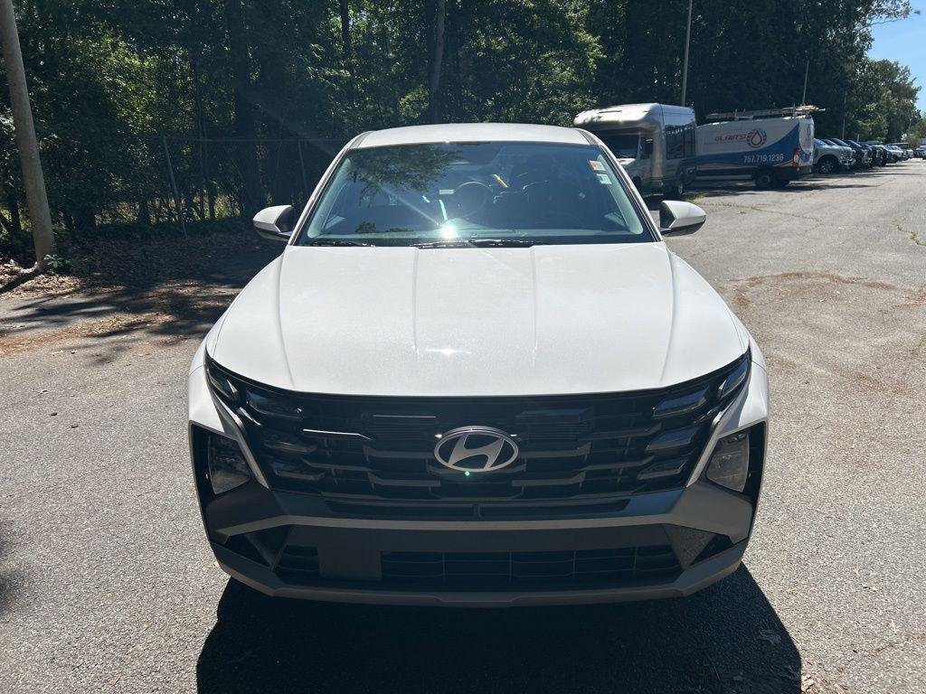 New 2026 White Hyundai SE AWD image 8
