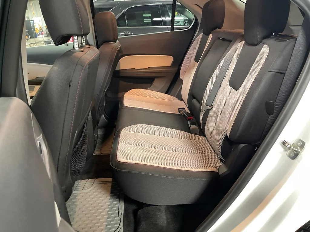Used 2017 White Chevrolet LT image 27