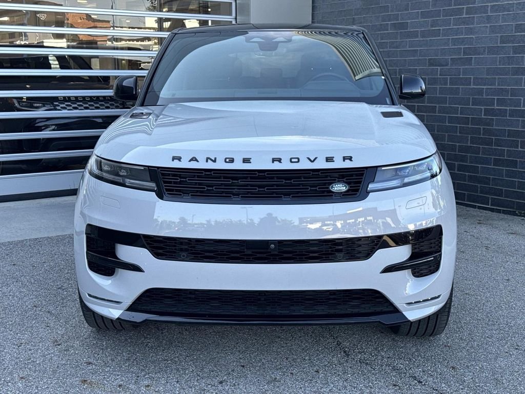 Used 2025 Gray Land Rover Dynamic SE image 2