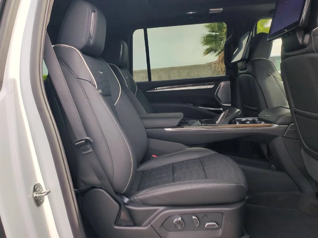 2026 Cadillac Escalade ESV Platinum Luxury - Photo 34