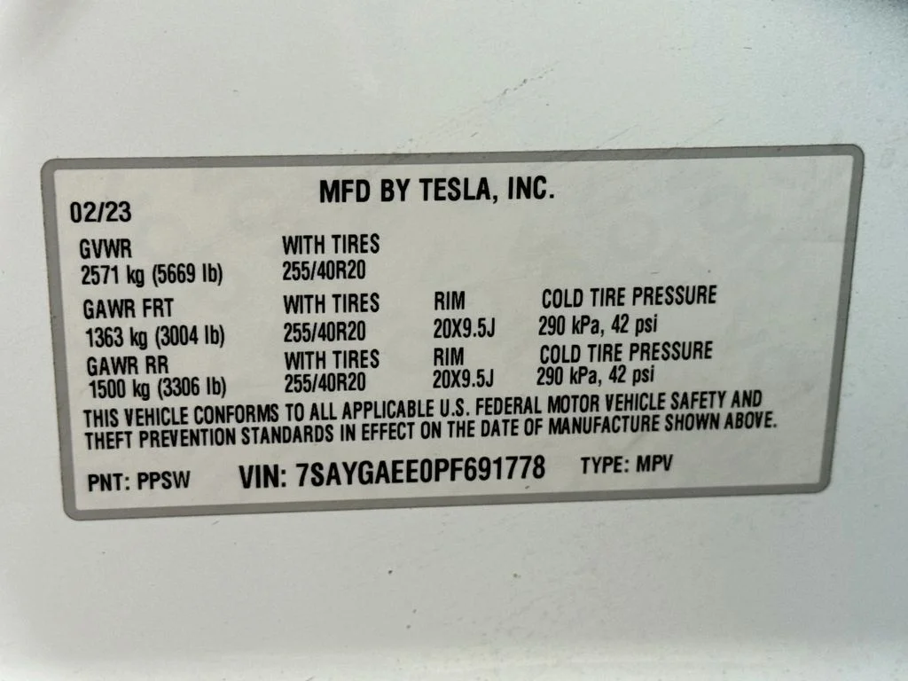 Used 2023 White Tesla Long Range image 39