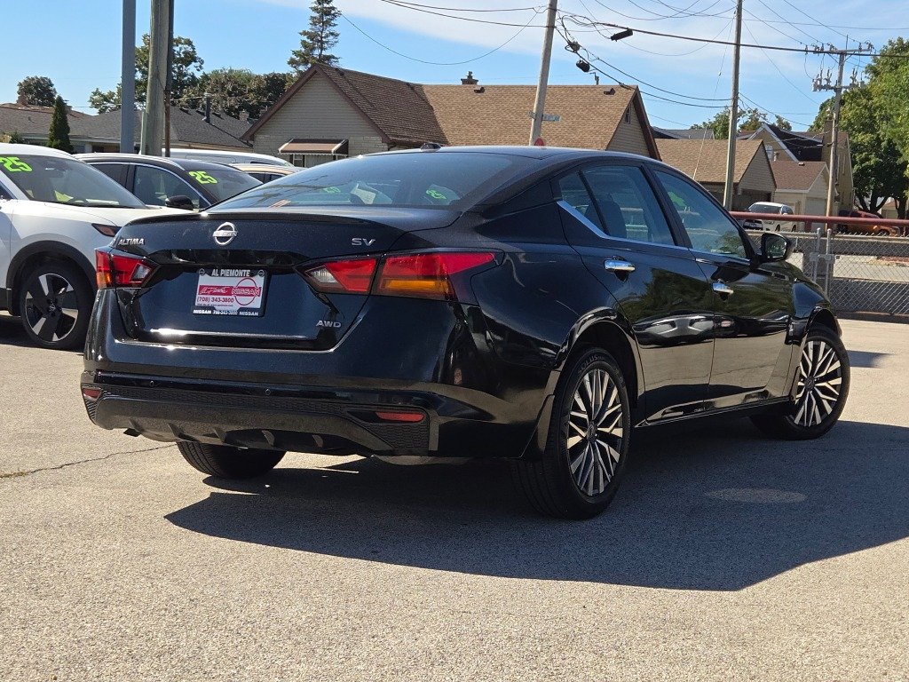 Certified Used 2024 Black Nissan 2.5 SV image 10