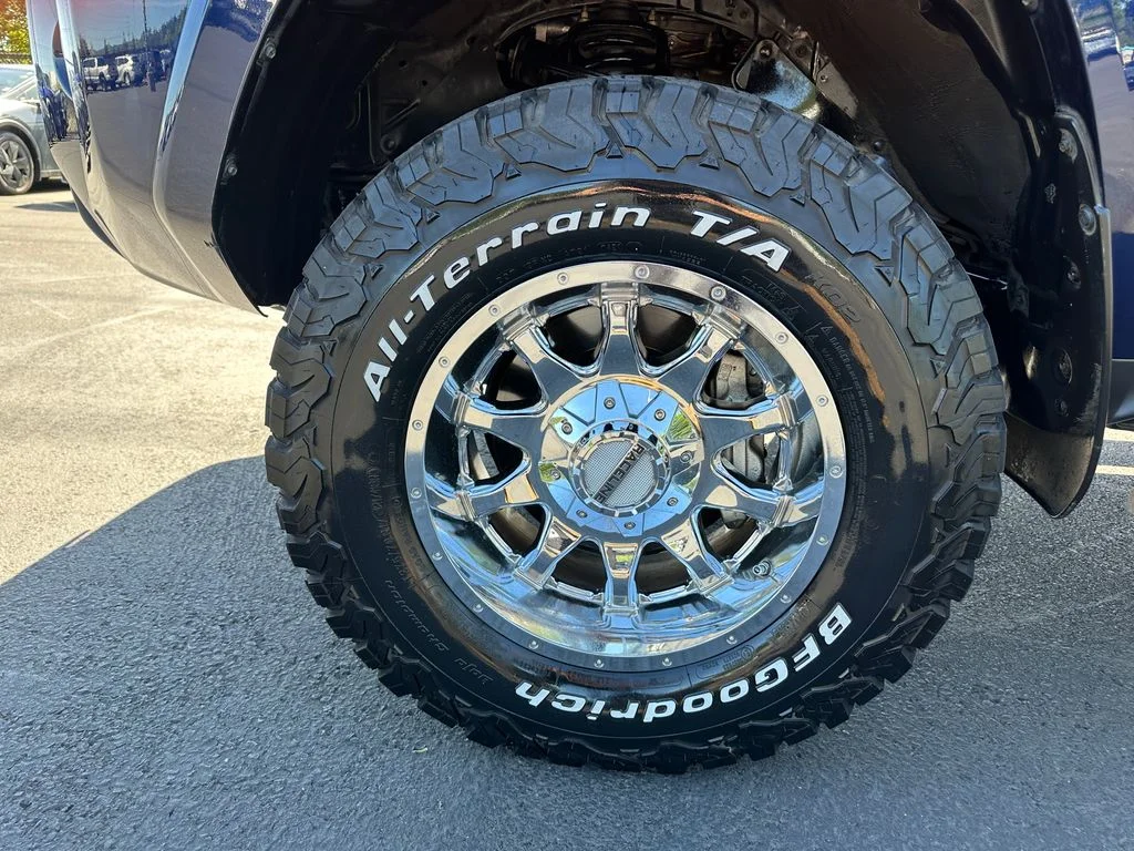 Used 2019 Blue Toyota SR5 Premium image 12